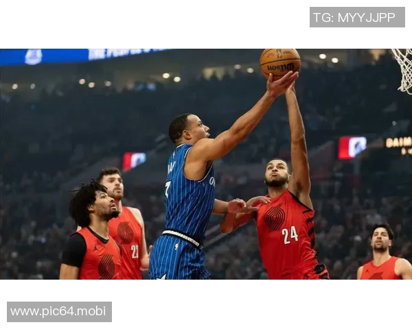 锁定年度最佳扣篮?近10战场均20+5,被雪藏两年,魔术早该扶正他 锁定年度最佳扣篮?近10战场均20+5,被雪藏两年,魔术早该扶正他