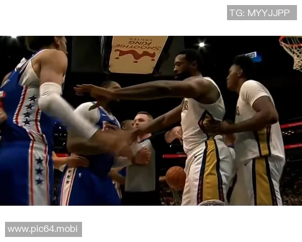 德拉蒙德危险防守动作惹怒奎因&后者上前讨说法险冲突 前者吃T